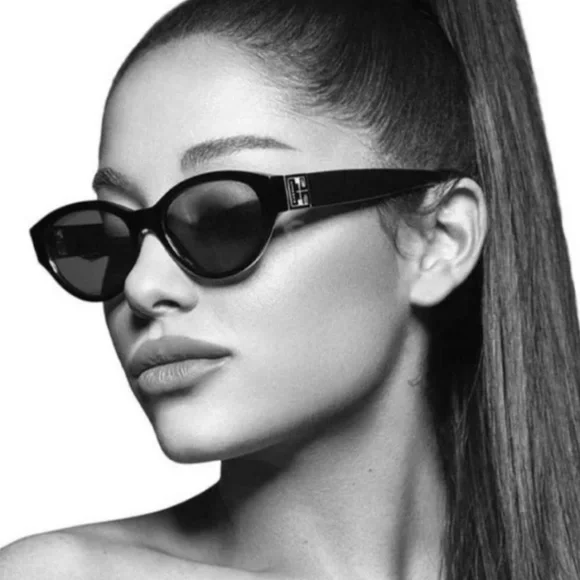 Givenchy Black GV7143/S Sunglasses - Picture 3 of 17